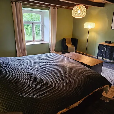 L'authentique De Ла-Рош-ан-Арден