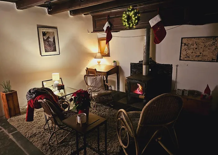 L'authentique De Ла-Рош-ан-Арден